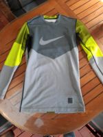 Nike Pro Unterziehshirt in der Größe S Nordrhein-Westfalen - Ochtrup Vorschau
