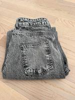 Zara Jeans straight fit Jeans mit hohem Bund grau Größe 36 Aubing-Lochhausen-Langwied - Aubing Vorschau