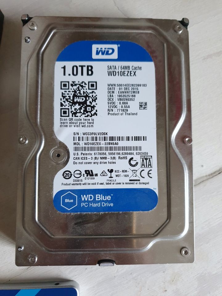 WD Blue HDD WD10EZEX 1TB WD2500 250GB Festplatte in Mönchengladbach