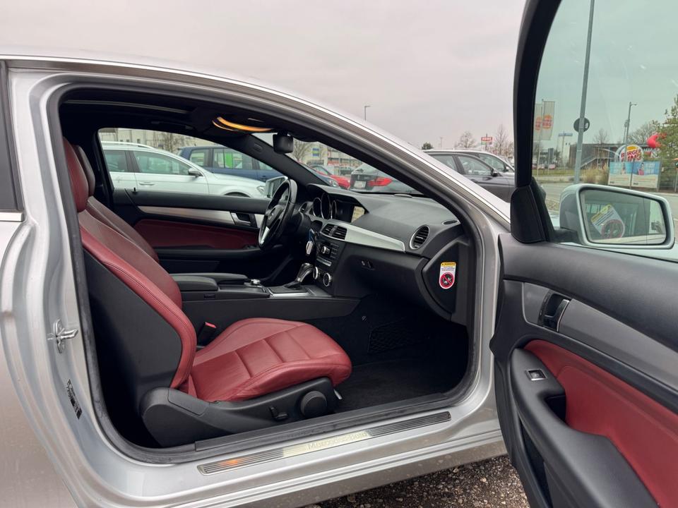 Mercedes-Benz C 180 CGI Coupe BE 7G Panorama ILS Leder COMAND in Erbach