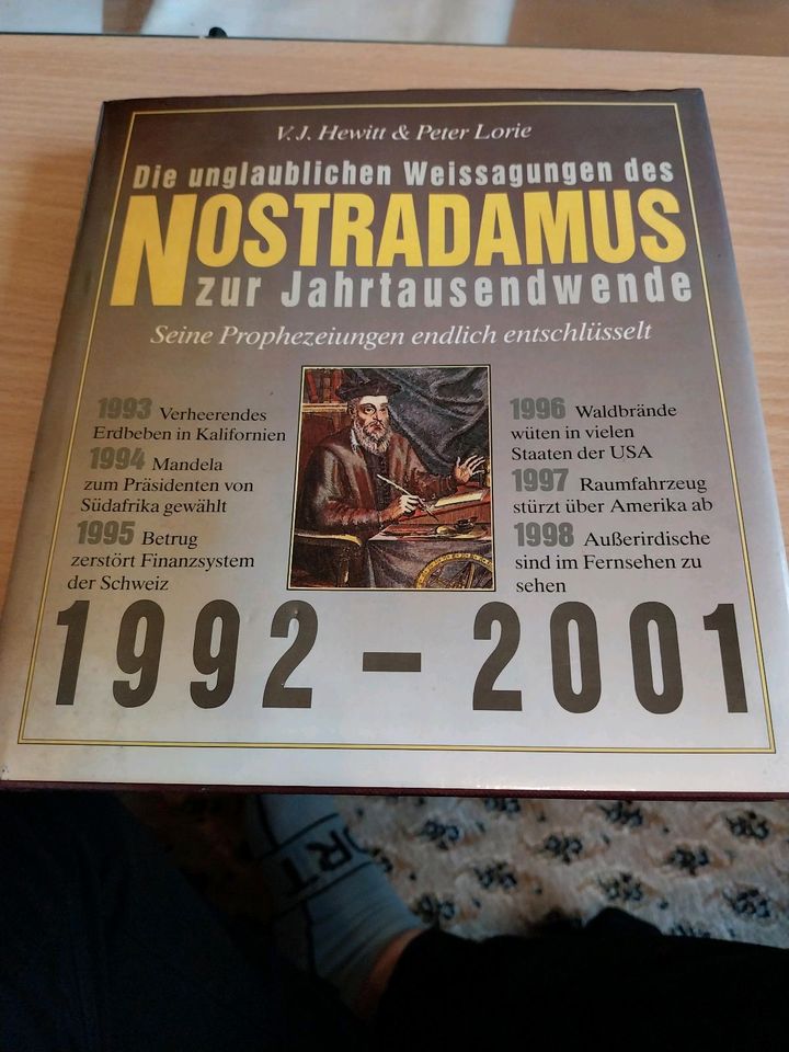 Nostradamus zur Jahrthausendwende Buch in Wegberg