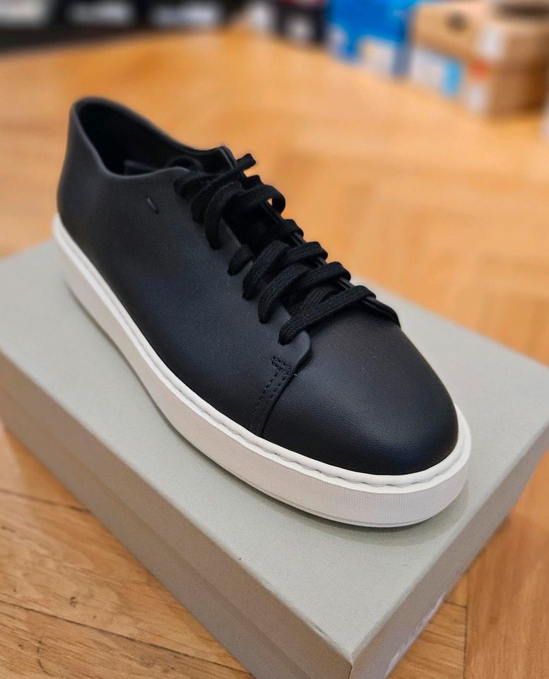 Neue Santoni Sneaker Dunkel Blau originalverpackt Größe 40 in Duisburg
