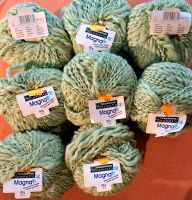 16 knäuel Wolle grün matt / glänzend 51 % schurwolle Altona - Hamburg Lurup Vorschau
