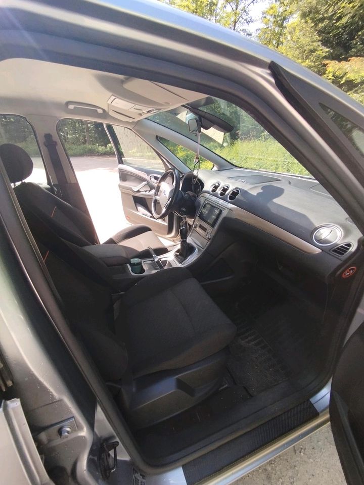 Ford Smax 7 Sitzer mit Tüv und Android Radio in Göppingen