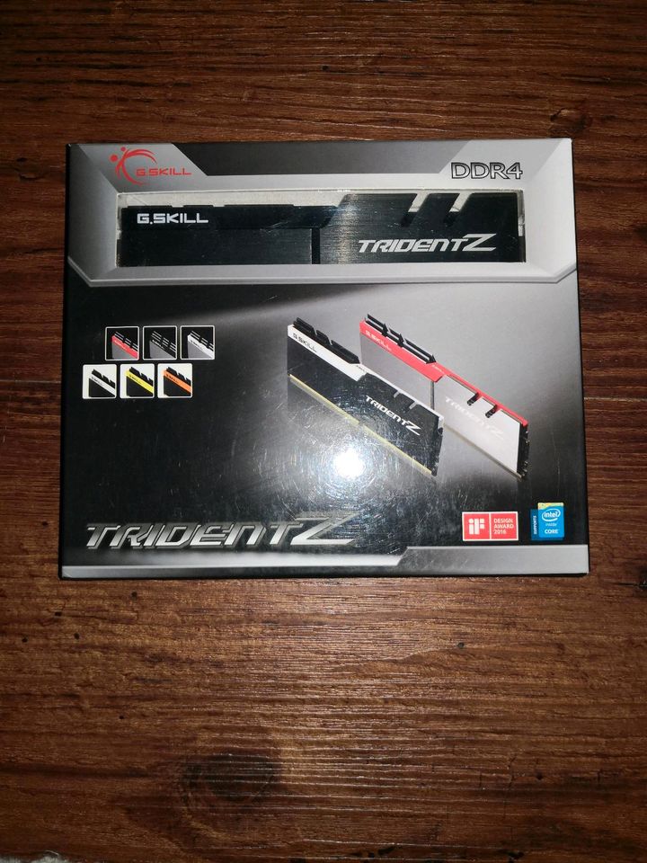 Trident Z Black 16GB(8GBx2) 4400MHZ DDR4 RAM in Moers