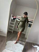 Olive farbendes Kleid Berlin - Steglitz Vorschau