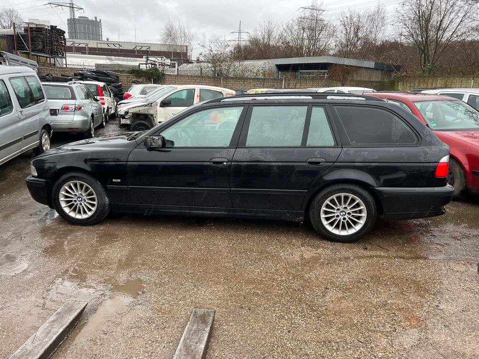 BMW E39 Touring 528iA Schlachtfest Teile 303/9 M52B28 142 kW ✅ in Bottrop