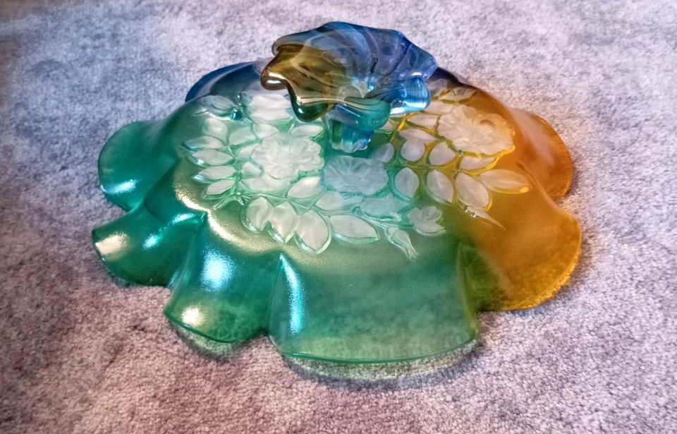 Schale Obstschale Glas mit Fuß Blumenmuster 3D in Marl