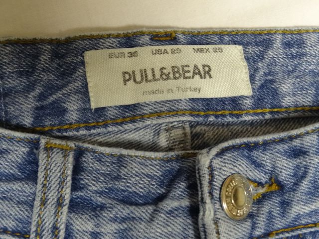 4 Jungen Pull&Bear Jeans Karotte Straight Gr. 36 S 176 in Neuenkirchen