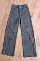 Weite Twillhose von H&M dunkelbraun in Gr. 34 Hessen - Butzbach Vorschau