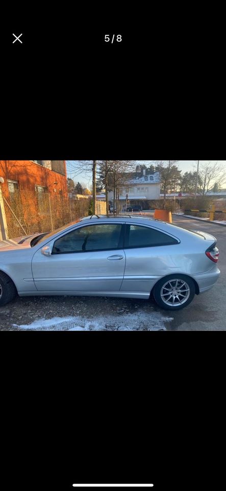 Mercedes c200 in Erlangen