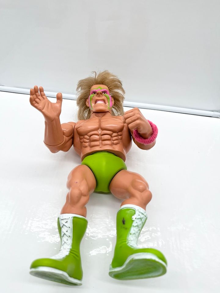 WWF/WWE Titan Sports XXL Figur The Ultimate Warrior 1991 in Filderstadt