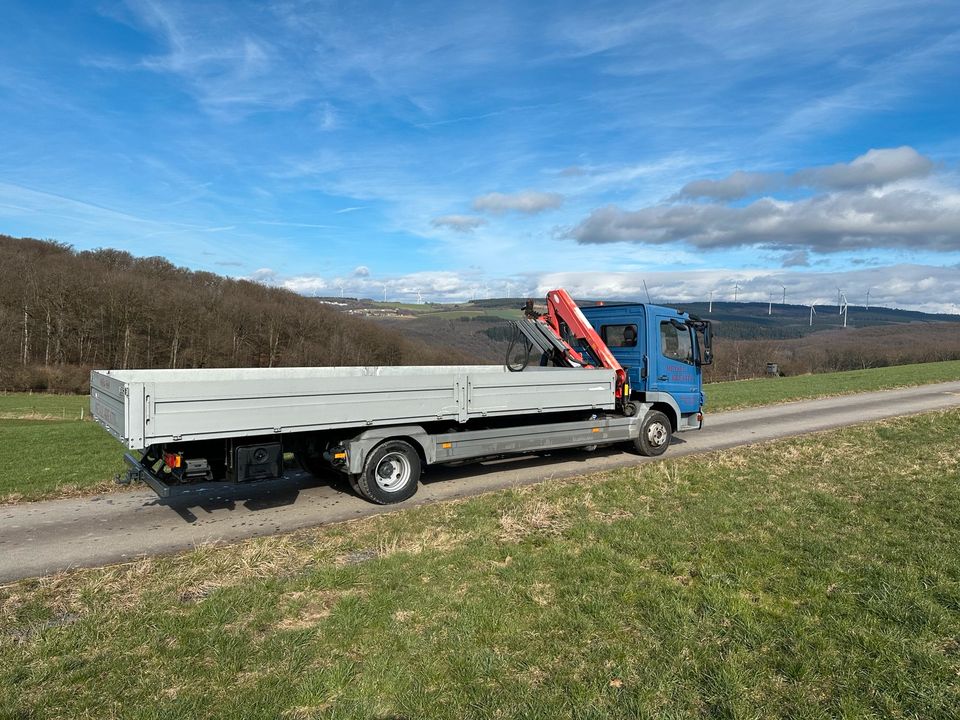 Mercedes Benz Atego 818 Ladekran in Thalfang