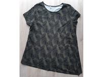 Shirt mit schrägem Saum khaki oliv + schwarzes Muster Größe 48/50 Thüringen - Altenburg Vorschau