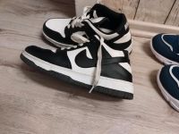 Junges Schuhe Nike und Fashion Wuppertal - Elberfeld Vorschau