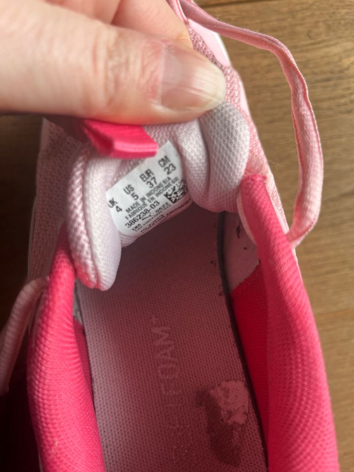 Puma Sneaker Größe 37 rosa/ pink in Marl