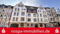 Innenstadtnahes Zinshaus! Solide Investition – Stilvolles Mehrfamilienhaus mit 10 WEH und einer GWE Schleswig-Holstein - Flensburg Vorschau