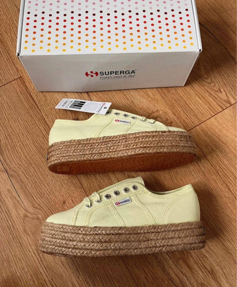 Superga Plateausneaker / Sneaker Größe 40 *neu* in Speicher