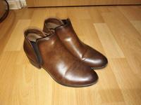 Elegante Halbschuhe in einem schönen braun flexibel Größe 37 Sachsen - Chemnitz Vorschau