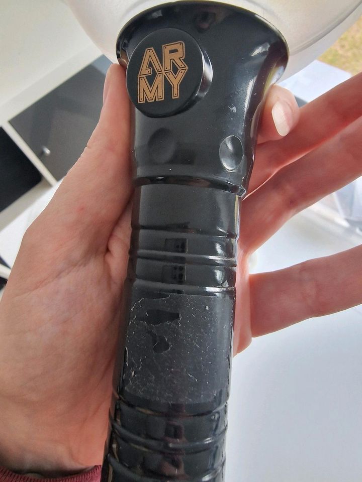 WTS BTS Lightstick V1 .. FAKE - Unofficial in Steinfurt