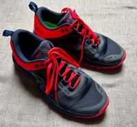 Asics Gecko XT Laufschuhe Gr. 40,5 Berlin - Mitte Vorschau