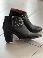 ZARA Ankle Boots Stiefeletten Gr. 40 schwarz Nieten Bayern - Markt Schwaben Vorschau