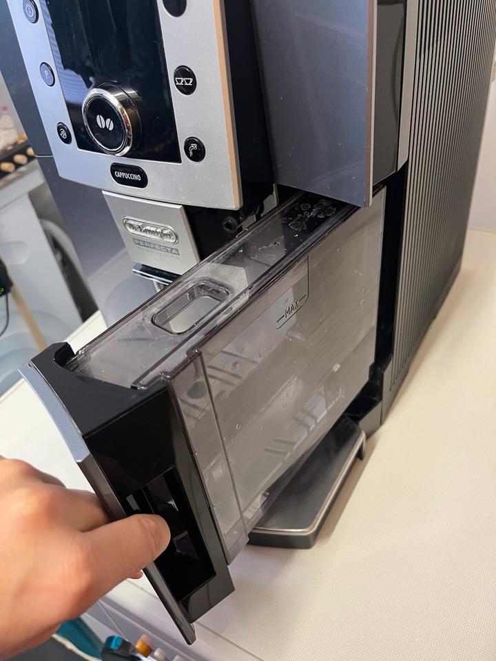 Delonghi Perfecta Cappuccino FÜR BASTLER Kaffeevollautomat in Northeim
