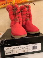 NAT-2 wie UGGs rot Stiefel Schafsfell EU 38 Shearling NEU + Kt. Innenstadt - Köln Altstadt Vorschau