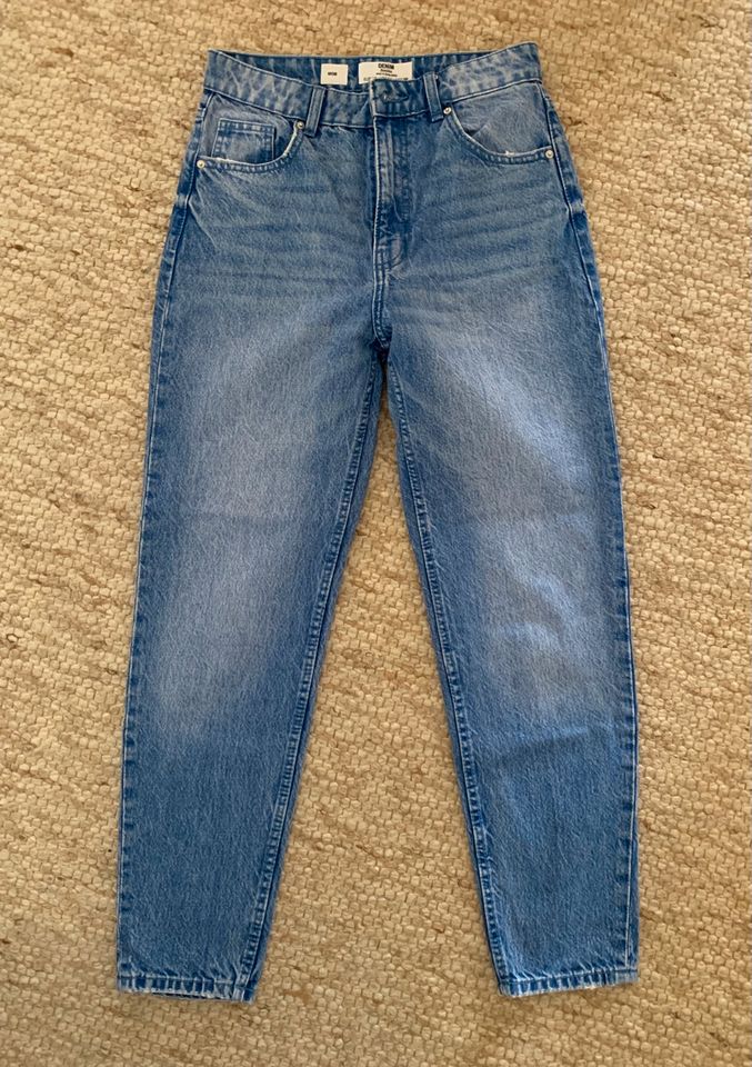 Bershka MOM Jeans, Gr. 36 in Verden