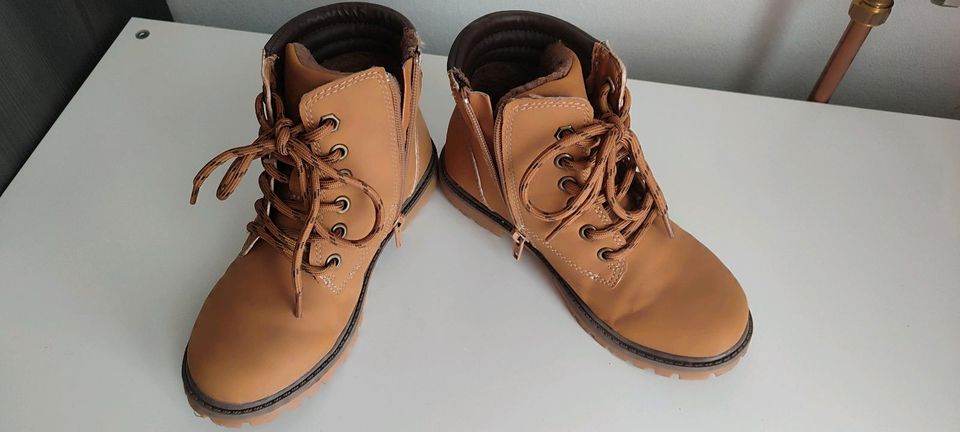 Boots gr. 32 gefüttert Kinderschuhe in Telgte