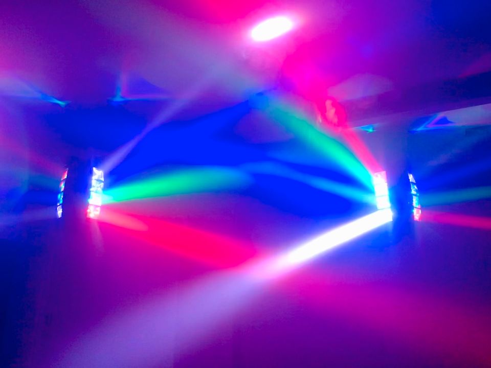 ❌ Lichtstativ 1 Licht Show Party Geburtstag Hochzeit Feier Mieten in Hatten