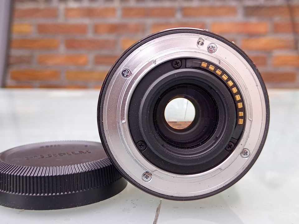 Fujifilm XF 16 mm/2,8 R WR schwarz Fuji in Herten