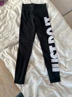 Nike Leggins Schwarz (S) Rheinland-Pfalz - Neuleiningen Vorschau