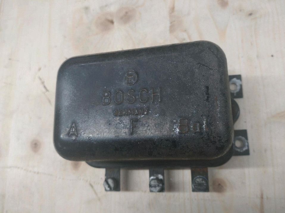 Spannungsregler 12V BOSCH Mercedes, VW, OPEL, HORCH in Wildau