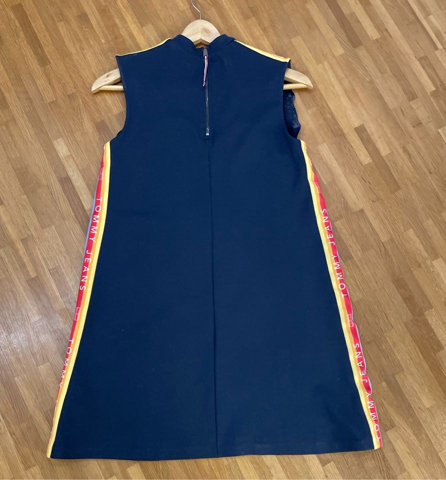 Tommy Hilfiger Kleid Gr. XS TOP in Dänischenhagen