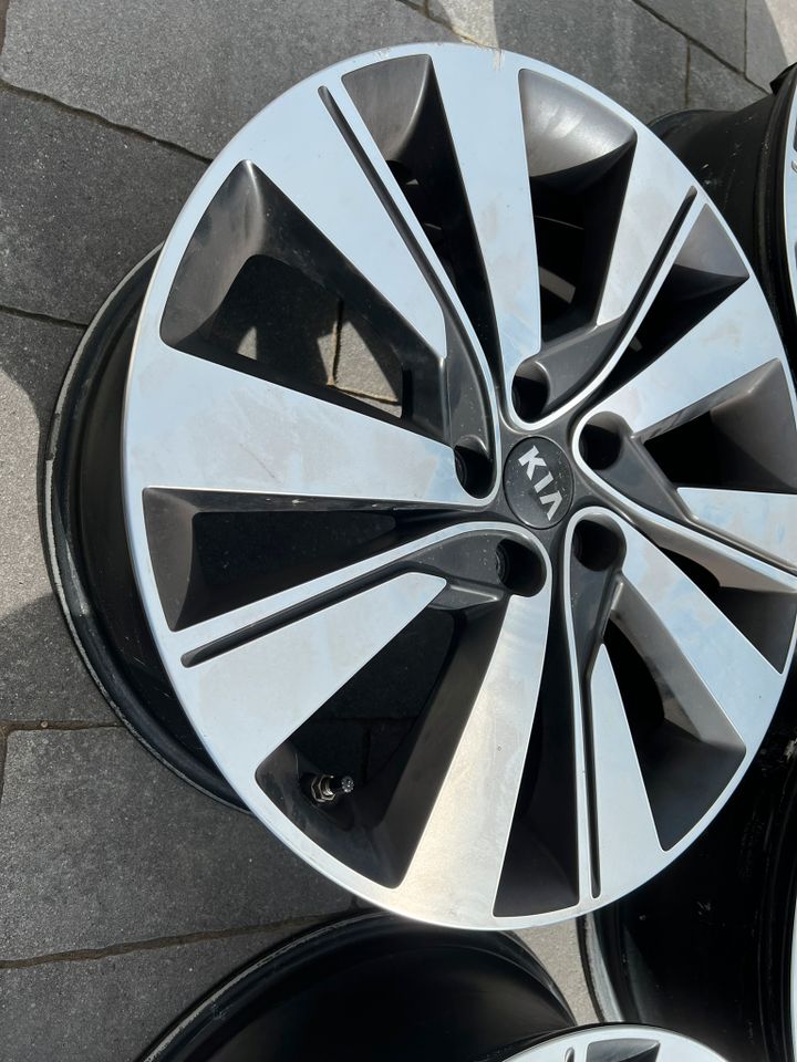 4x Kia Sportage 19 " Diamantschliff Alu Felge 7,5Jx19H2 in Hünstetten