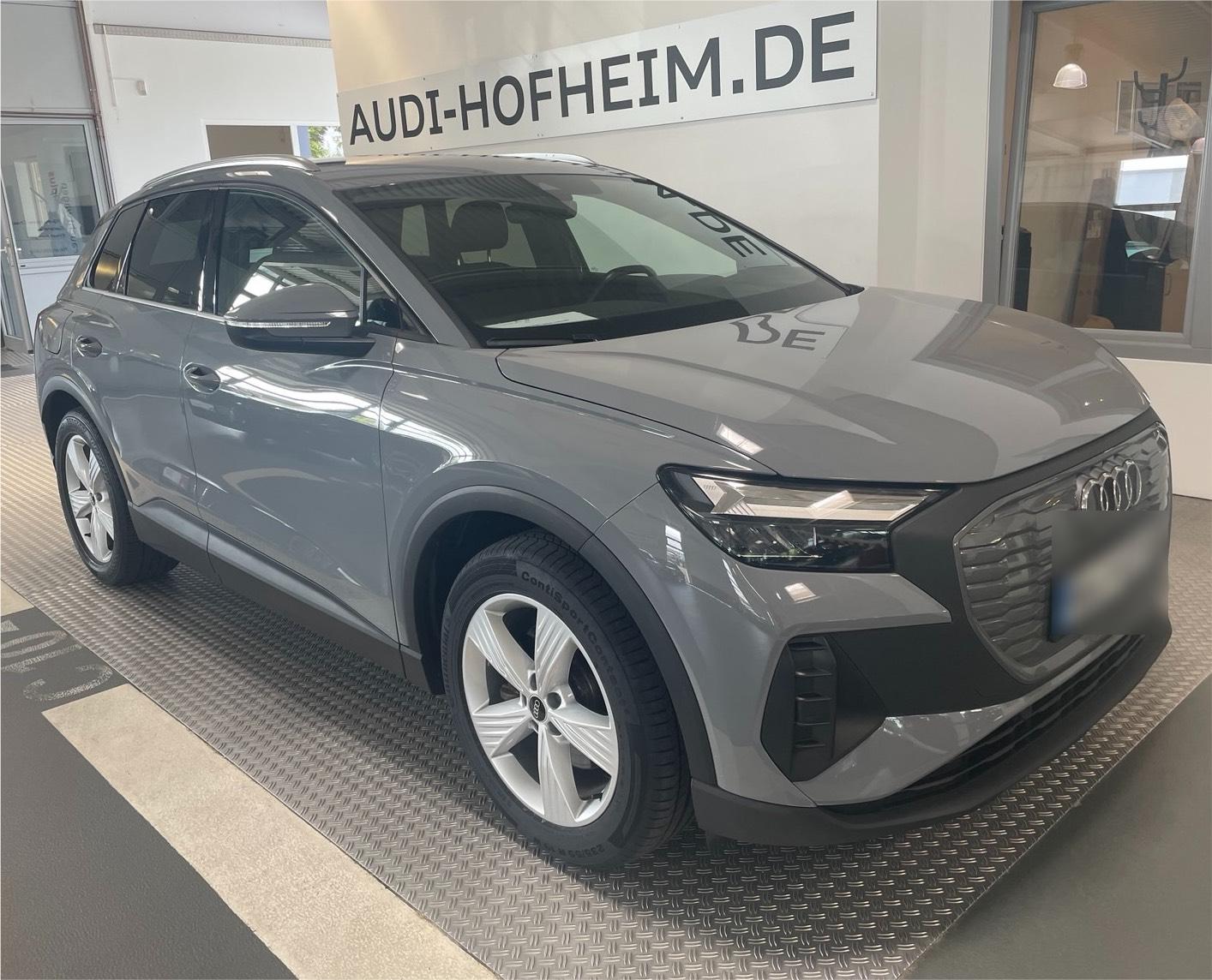Abbildung des Autos Audi Q4 35 e-tron Kiesel…