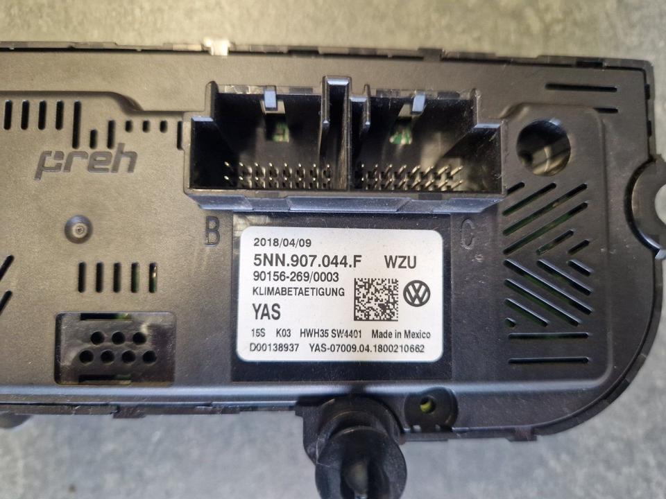 Klimabedienteil Klimaanlage Bedienteil VW Tiguan 5NN907044F in Fröndenberg (Ruhr)