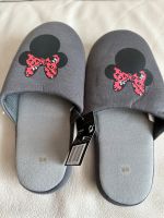 Disney Minnie Mouse Hausschuhe Pantoffeln Schuhe Slipper Niedersachsen - Winsen (Luhe) Vorschau