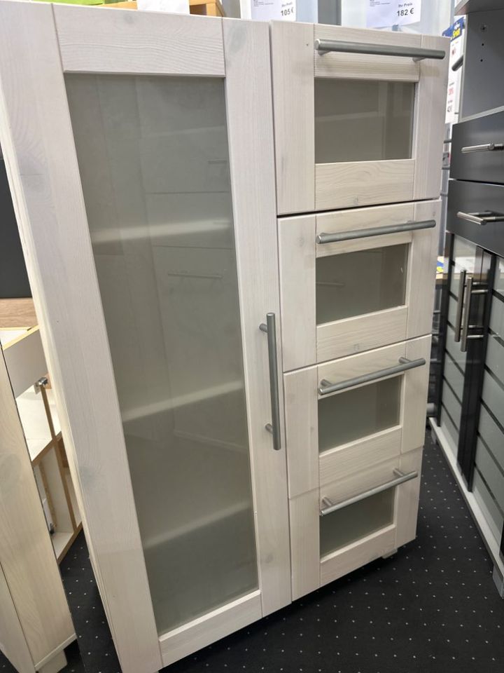 Badezimmerschrank statt 299€ in Leipzig