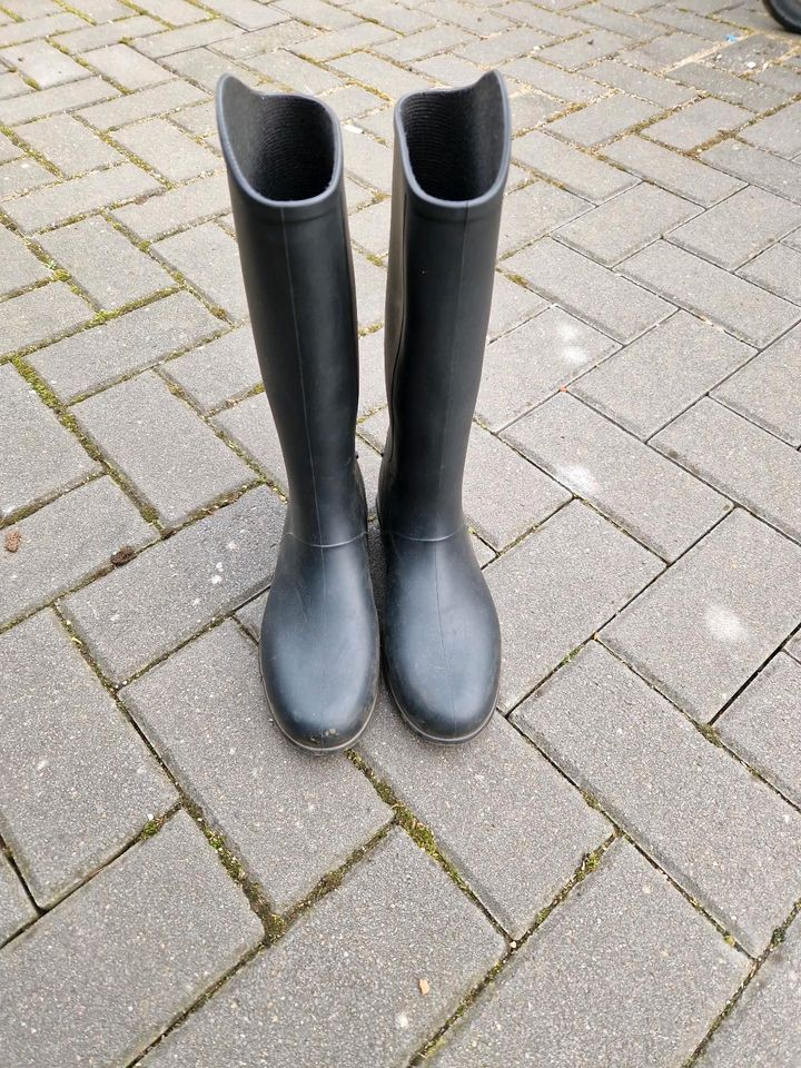 Reitstiefel mit Tasche, Größe 34 in Rogätz