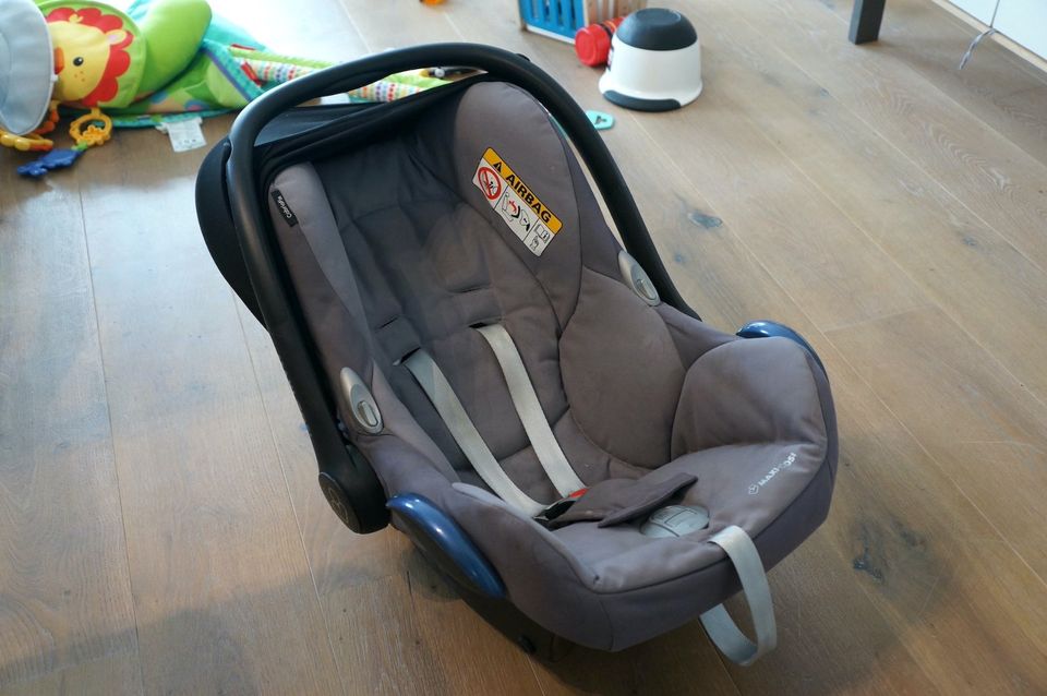 Maxi Cosi Pebble + Isofix Familyfix in Ingolstadt