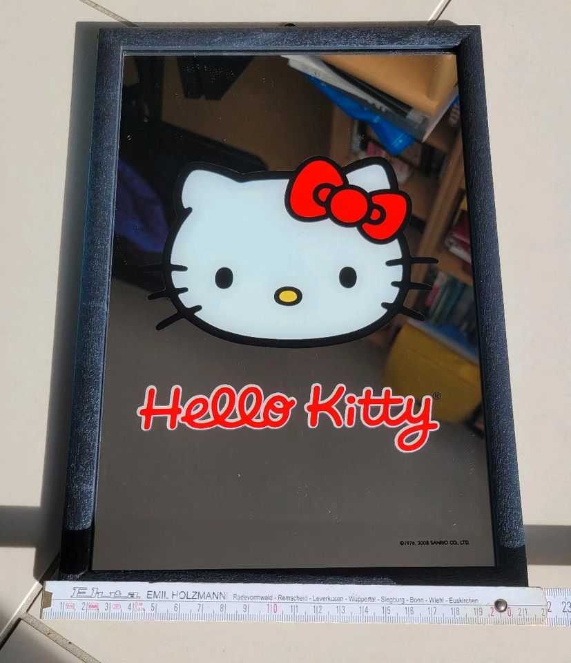 Hello Kitty Spiegel im Kunststoffrahmen