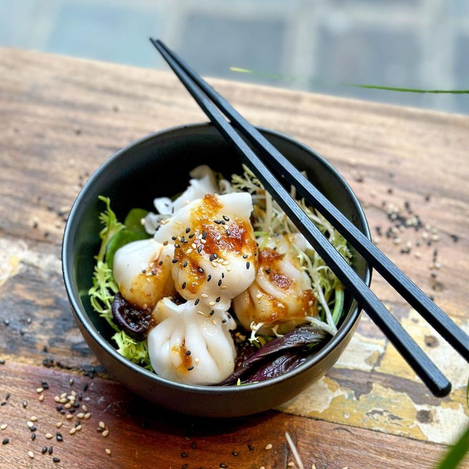 DAI Poke Bowls: Top Bowls Restaurant mit Lieferservice im Shoppingcenter OEZ in München zu verkaufen! in München