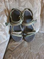 Sandalen grün Größe 37 Sachsen - Heidenau Vorschau