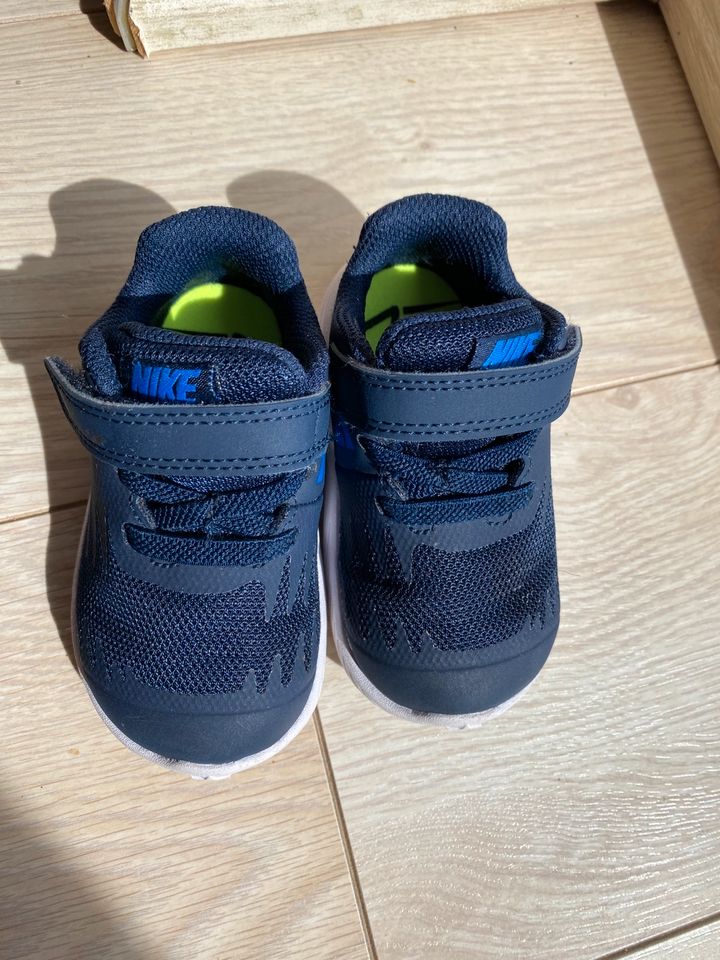 Nike Schuhe Lauflerner 19,5 in Hohenwarsleben