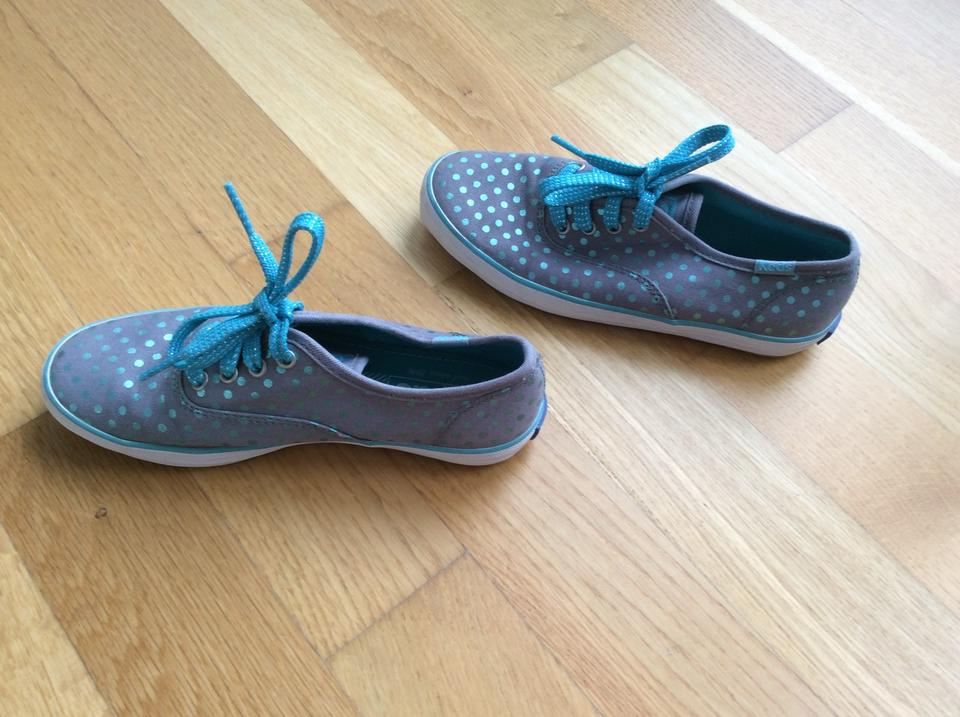 Keds Sneaker Gr. 31 blau mit silber Tupfen wie neu. Turnschuh in Unterhaching