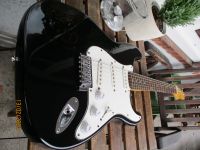 E-Gitarre Classic Stratocaster, Marathon, Saiten neu, Gigbag! Hamburg-Nord - Hamburg Barmbek Vorschau