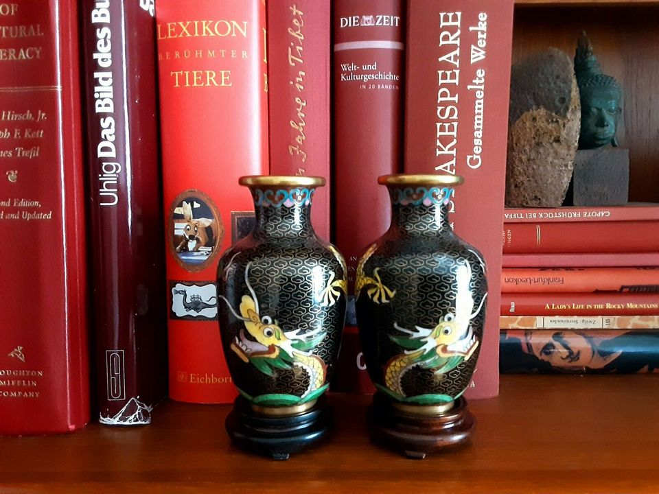 Vintage Cloisonné Zwillings Vasen Drachen Asiatika China Rar in Frankfurt am Main