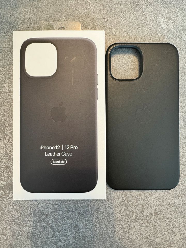 Apple Leder-Case MagSafe für das iPhone 12 (Pro) - Schwarz in Pforzheim